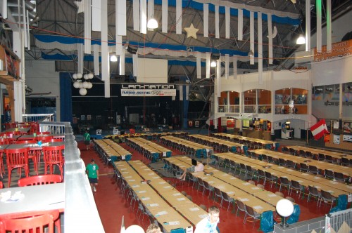 09-08-27-04-DieHalle48263b.jpg