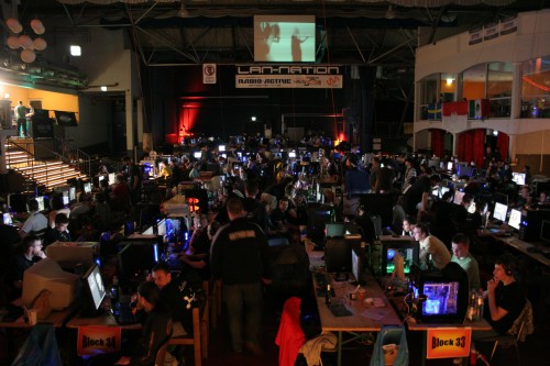 lan_nation_v9_wintix_2008-08-22_240646e8935.jpg