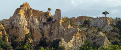 03683_hoodooofillesurtet_3440x144071b0ad6e14f33d120596ea0921b953b9.jpg