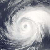 typhoon_noru_absorbing_the_tropical_storm_kulap-wallpaper-3840x16006536f8d4558d1572